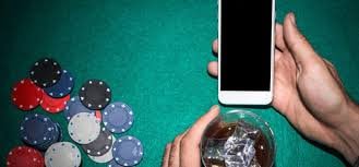 Responsible sports betting checklist with mobile and privacy reminders